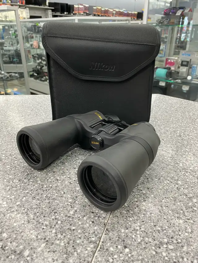 Nikon Aculon A211 Binoculars