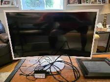 Samsung Curved 32 inch Monitor
