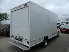 2023 Ford E 450 16 ft CUBE VAN / ONLY 85 730 KMS - Photo 4