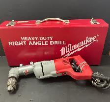 MILWAUKEE 1/2 INCH D-HANDLE DRILL W/CASE