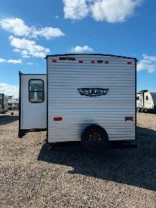 2022 Salem 27RK TRAVEL TRAILER - Photo 2