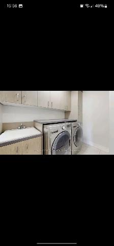 Elegant Private Room Available for Rent in Brampton - Photo 4