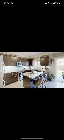 Elegant Private Room Available for Rent in Brampton - Photo 5
