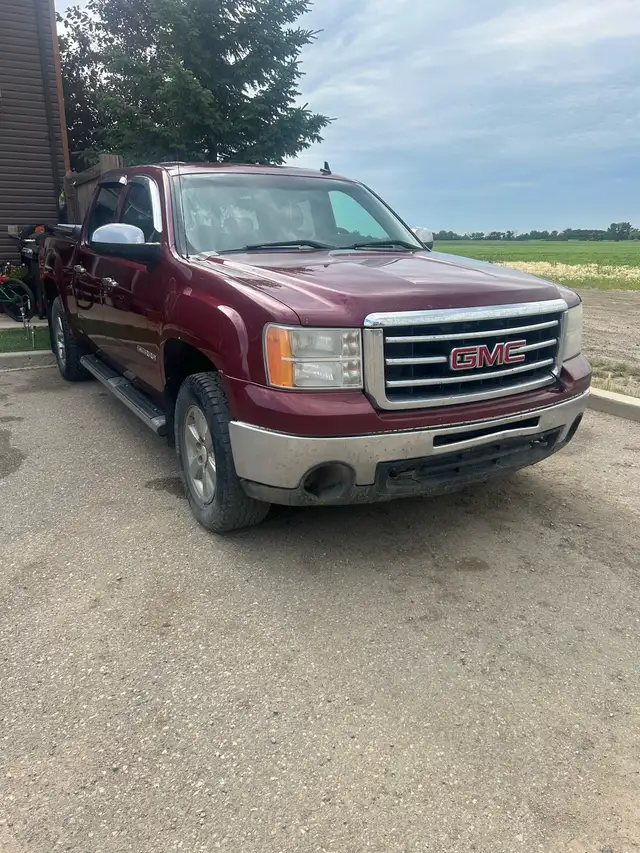 GMC SIERRA SLT 4X4