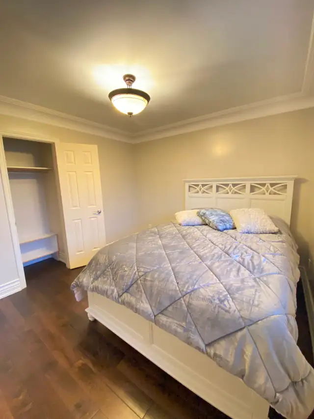 Cosy Room For Rent Richmond Hill - Good Transport Links