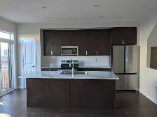 August 1st Barrhaven townhouse 3 bedrooms - Photo 4