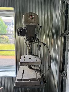 Drill Press - Photo 3