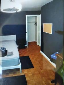Room For Rent Yonge and Eglinton Available July26Reserv Now Sav - Photo 4