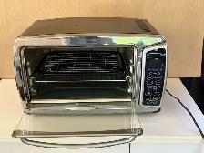 Countertop Oven - Like New