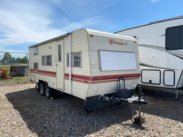 Prowler camper 23’
