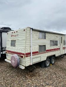 Prowler camper 23’ - Photo 3