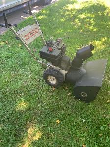 Vintage MTD Snowflite Snowblower - Runs - Handyman Special