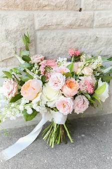 Toronto Wedding Flowers | Bouquets, Arches & Backdrops | GTA - Photo 8