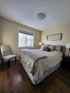 Fully Furnished 2 Bed   Den, 2 Bath townhouse - Photo 6