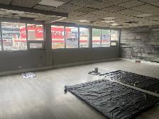former Barber shop/ head shop or cannabis - Photo 2