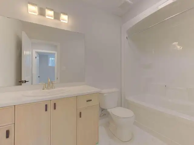 ALL INCLUSIVE BASEMENT UNIT - ST THOMAS- FANSHAWE COLLEGE- $1050