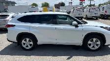 TOYOTA HIGHLANDER 2,5 HYBRID LE 2022, 8 SEATS, AWD - Photo 9