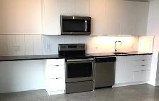 Centrally Located Modern Suite, Loaded with Features! - Photo 11