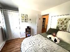 26-067 Lovely 2-level condo in Sherwood Heights - Photo 10
