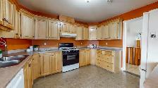Large Wheelchair Accessible Home-Can Suit Anyone! - Photo 3