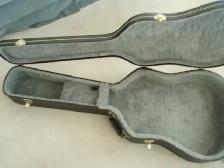 ACOUSTIC GUITAR CASE  -  LIKE NEW - Photo 2