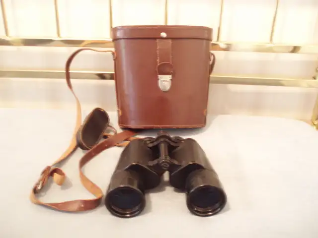 VINTAGE BINOCULARS - GERMAN UNIVERSA ROYAL