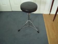 DRUM THRONE - EXCELLENT CONDITION
