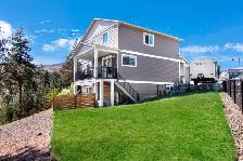 4Bed   Den/3Bath In Glenrosa