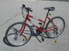 FEMALE'S LARGE SIZE 26' SUPERCYCLE SC1800 SERIES 18SPD MTB BIKE! - Photo 2