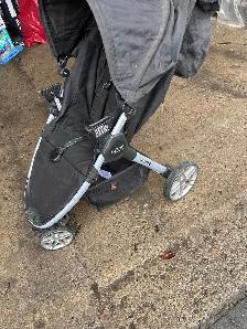 Britax B-Agile complete travel system Car seat  carrier stroller - Photo 7