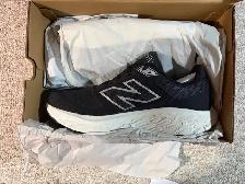 NEW BALANCE 880 V14 - Photo 2