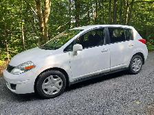 Nissan Versa 2012 - Photo 5