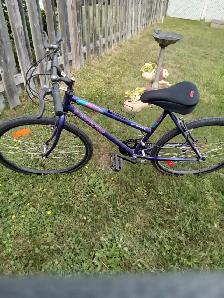 Vélo Homme et Femme - Photo 2