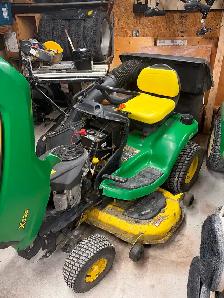 John Deere lawn tractor for sale 324 quad steering 548 hours - Photo 4