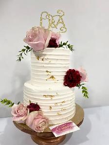 Burlington Bakery wedding cakes and desserts