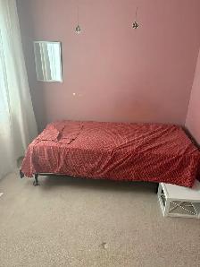 One upper level Room for Rent Brampton (Preffer female) 1st Aug - Photo 3