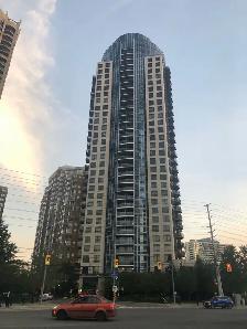 $2,600 – 2 bedroom 2 washroom condo for rent  – Square One