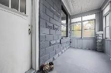 Renovated 2 Level 2nd & 3rd Floor 3 Bdrm Next To Subway! - Photo 2