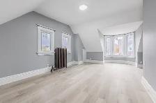Renovated 2 Level 2nd & 3rd Floor 3 Bdrm Next To Subway! - Photo 4