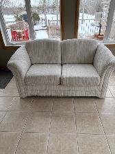 Sofa and chesterfield couches - Photo 2