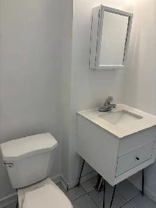HOUSE close to YORK UNIVERSITY!    Room rental - Photo 4