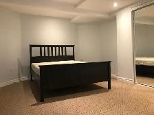 Well maintained 2 bed room Walkout basement apartment - Photo 7