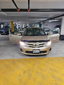 Toyota Corolla CE - Photo 9