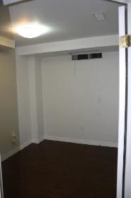 Basement apartment in Heartland Area - Photo 2