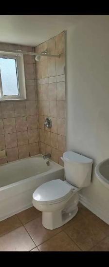 1 & 2 Bedroom Apartment in Port Whitby - Photo 9