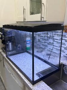 Top Fin 20 Gallon Aquarium with LED Light - Photo 2