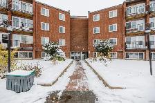 2 Bed Condo - Beacon Hill