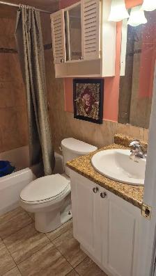 Room for Rent – Country Lane Road, Whitby Ontario - Photo 5
