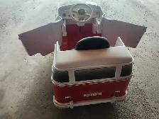 Battery operated kids Volkswagen - Photo 5