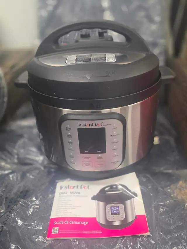 Instant Pot Duo Nova 10-Quart extra-large, 7-in-1 multi-cooker